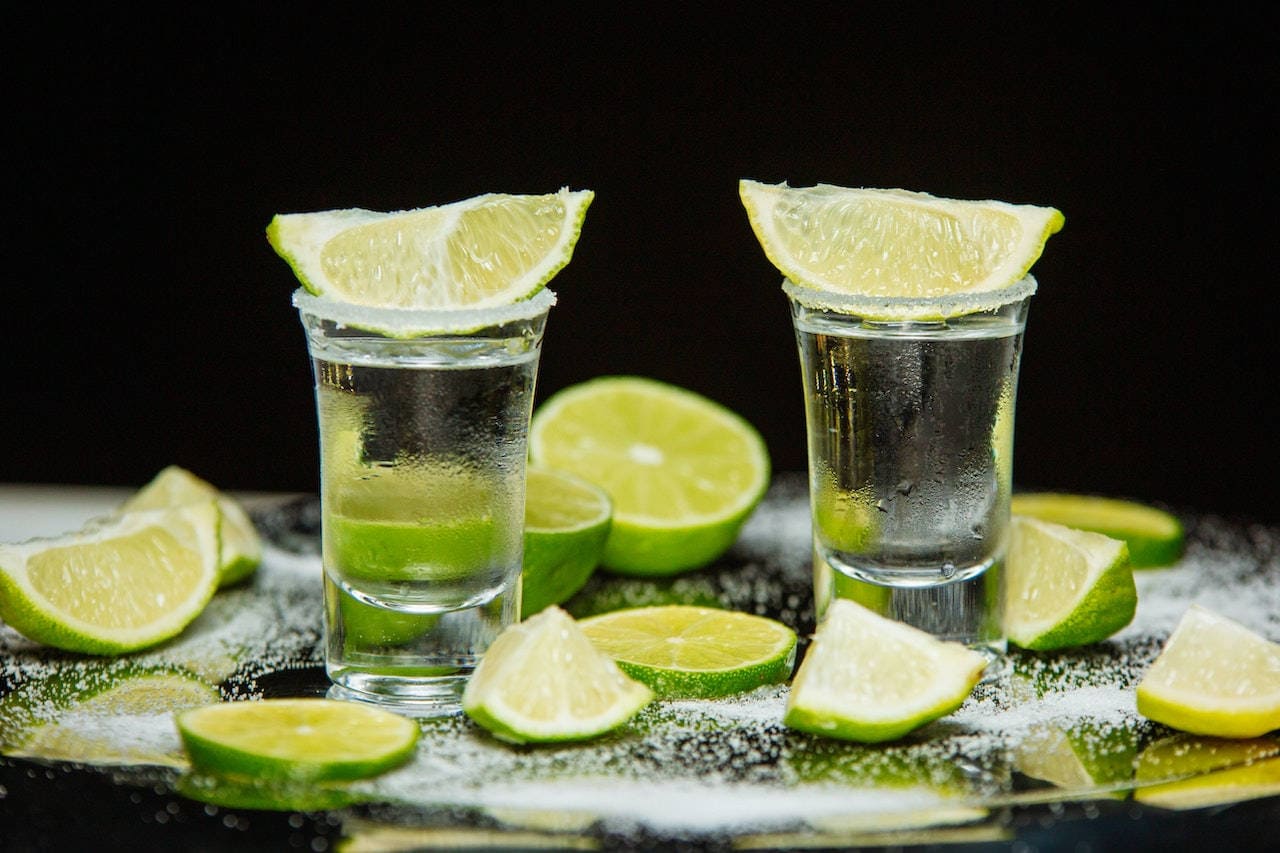 How To Drink Tequila With Salt & Lime